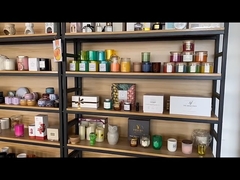 Vela perfumada Gardenia hecha a mano de la fragancia del yeso de David Plaster para la Navidad