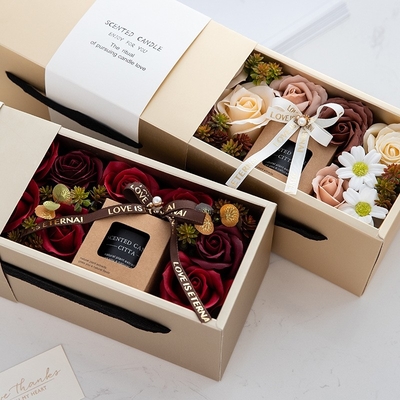 Sistema perfumado personalizado de lujo del regalo de la vela del tarro de Brown de la flor de la planta de la cera de cristal de la soja