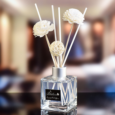 Pequeño aroma de cristal Reed Diffuser And Oil 50ml de la botella DPMA