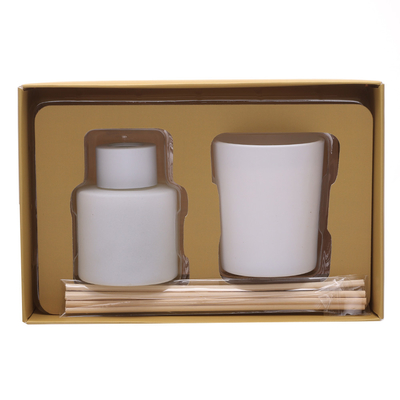 50ml Matte White Bottle Reed Diffuser fijó con el casquillo de madera sospechó velas