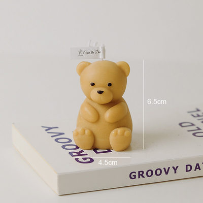 El oso hecho a mano colorido 3D del HOGAR del AROMA formó la talla de las velas perfumadas para los accesorios caseros de la decoración