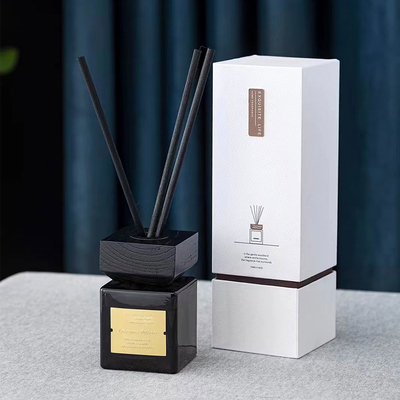 Modifique el vidrio casero Reed Diffuser del negro para requisitos particulares del palillo del aceite de la fragancia de la decoración del aire que refresca