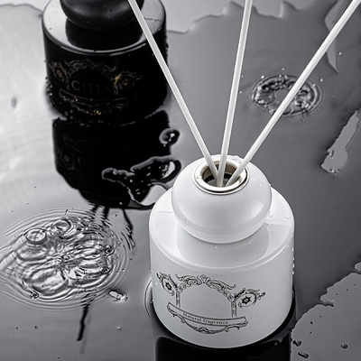 Velas blancas Reed Diffuser Gift del olor del aceite de la fragancia del tarro de la botella del negro del ambientador de aire