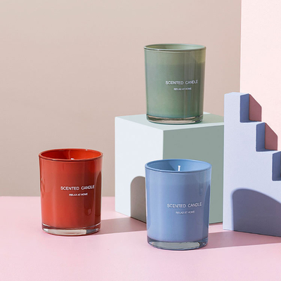 Pantalla de encargo del hogar del aroma que imprime la vela perfumada de cristal de la cera de la soja del color del espray con la caja
