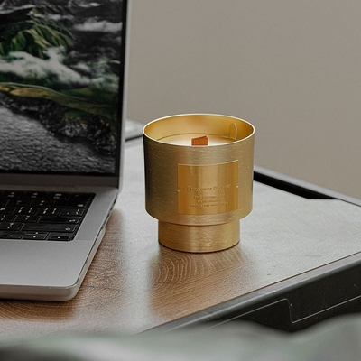 Vela perfumada 290g del metal del oro del tarro de aluminio de lujo único de la taza con la mecha de madera