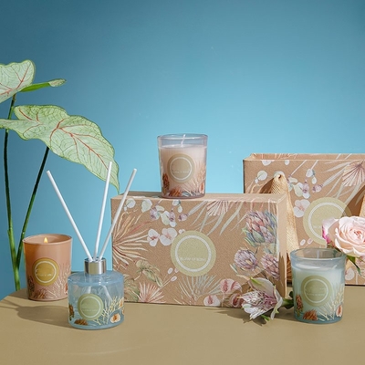 Sistema colorido 60g 50ml del regalo de Pinecone Reed Diffuser Scented Candle Jar del banquete de boda