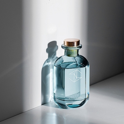 Aceite francés de Reed Diffuser With Natural Essential de la botella de vidrio de la caja de regalo del palillo de la rota del perfume