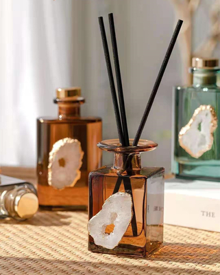 El HOGAR Amber Crystal Essential Oil Reed Diffuser del AROMA fija 180ml para el dormitorio