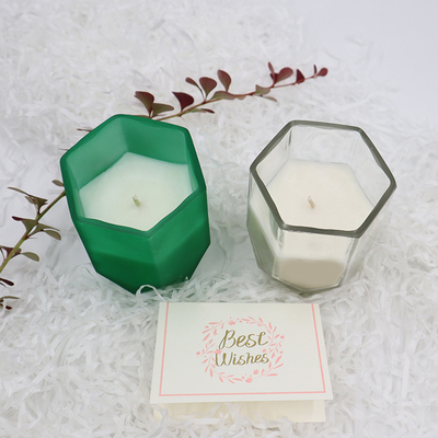 Vela perfumada de la cera de la soja del hogar del aroma con el tarro modificado para requisitos particulares de la vela del hexágono para la decoración casera