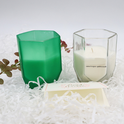 Vela perfumada de la cera de la soja del hogar del aroma con el tarro modificado para requisitos particulares de la vela del hexágono para la decoración casera