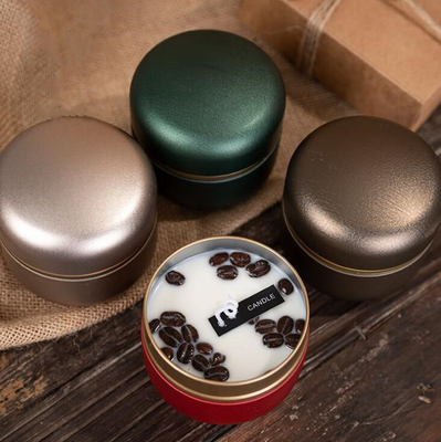 La cera de la soja del OEM heló los granos de café Tin Can Candle 10cl para la Navidad