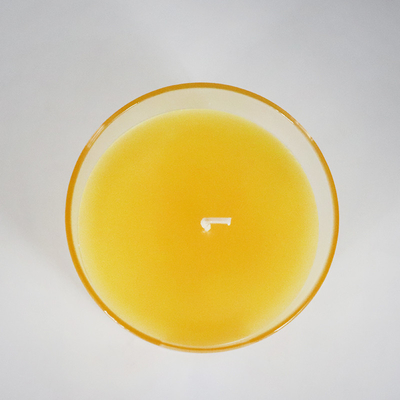 Vela perfumada 2022 de la cera de cristal colorida de lujo de la soja del hogar del aroma con la tapa de madera