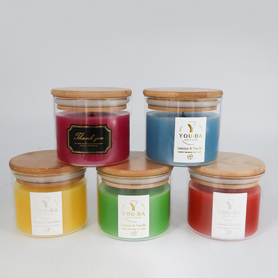 Vela perfumada 2022 de la cera de cristal colorida de lujo de la soja del hogar del aroma con la tapa de madera