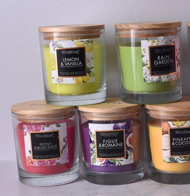 Aduana de cristal de la vela del caramelo rojo del hogar del aroma sospechada con la tapa de madera