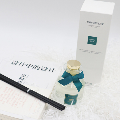 Regalo de lujo de Reed Diffuser 126ml del aroma fijado con la cinta verde y la etiqueta de encargo