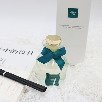 Regalo de lujo de Reed Diffuser 126ml del aroma fijado con la cinta verde y la etiqueta de encargo