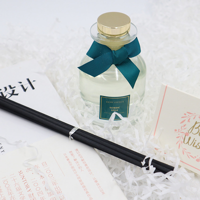 Regalo de lujo de Reed Diffuser 126ml del aroma fijado con la cinta verde y la etiqueta de encargo