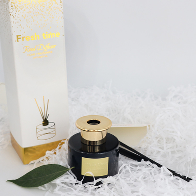 Regalo de lujo de la botella del negro de Reed Diffuser 100ml del aroma fijado con la tapa del oro