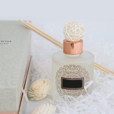 Aroma Reed Diffuser Luxury 126ml alrededor del sistema del regalo de la botella con Sola Flower