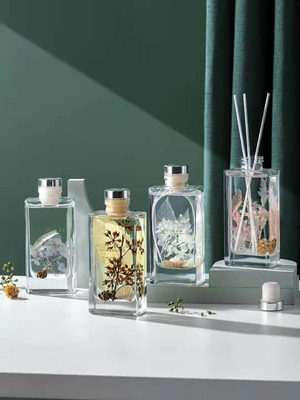 Regalo de lujo del perfume del cuadrado de Reed Diffuser 150ml del aroma fijado con la flor secada