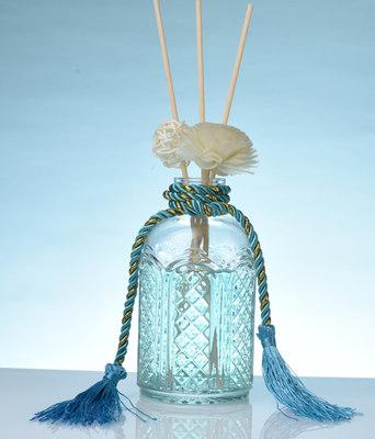 Aroma natural Reed Diffuser Room Perfume 200ml con la decoración falsa de las flores